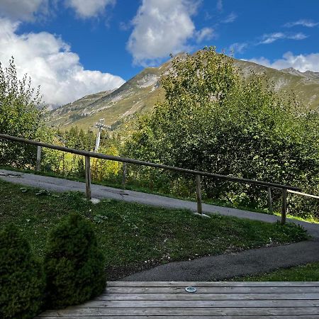 Appartement la Clusaz avec terrasse sur les pistes de ski Manigod Extérieur photo